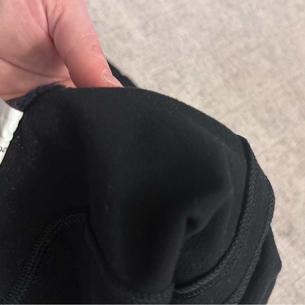 Under Armour Black Activewear - Picture 4 of 6